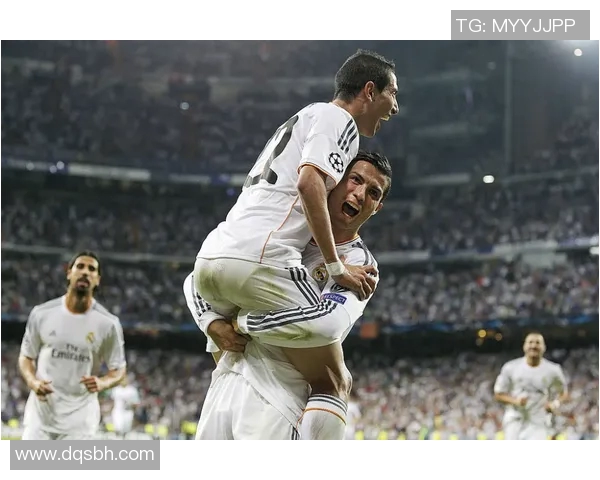 足球明星杰米希的传奇之路与辉煌成就揭秘