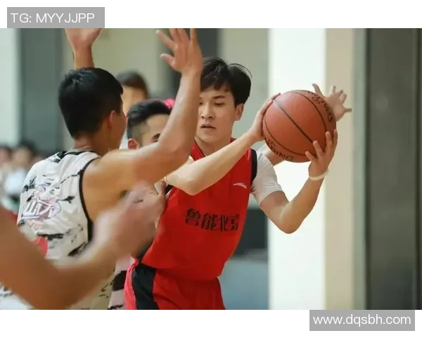 上海篮球队实力强劲荣登全国第六名展现出色竞技状态与团队合作精神